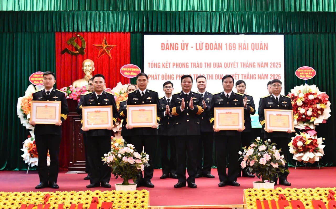 Lữ đoàn 169: Hội nghị Quân chính năm 2025