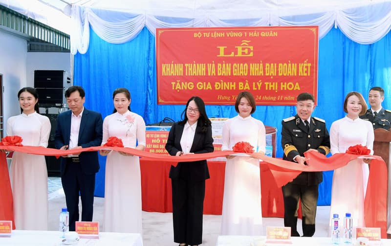 Vùng 1 Hải quân khánh thành và bàn giao nhà đại đoàn kết