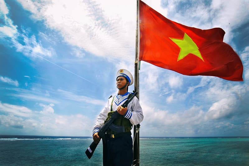 Khúc quân hành trên biển