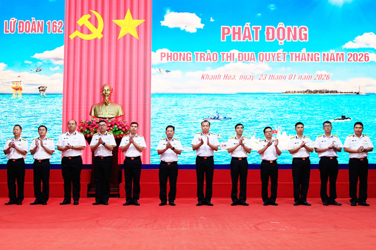 Lữ đoàn 162 phát động phong trào thi đua quyết thắng năm 2026