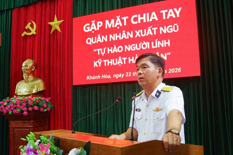 Trung tâm Bảo đảm Kỹ thuật 719 gặp mặt hạ sĩ quan, chiến sĩ hoàn thành nghĩa vụ quân sự