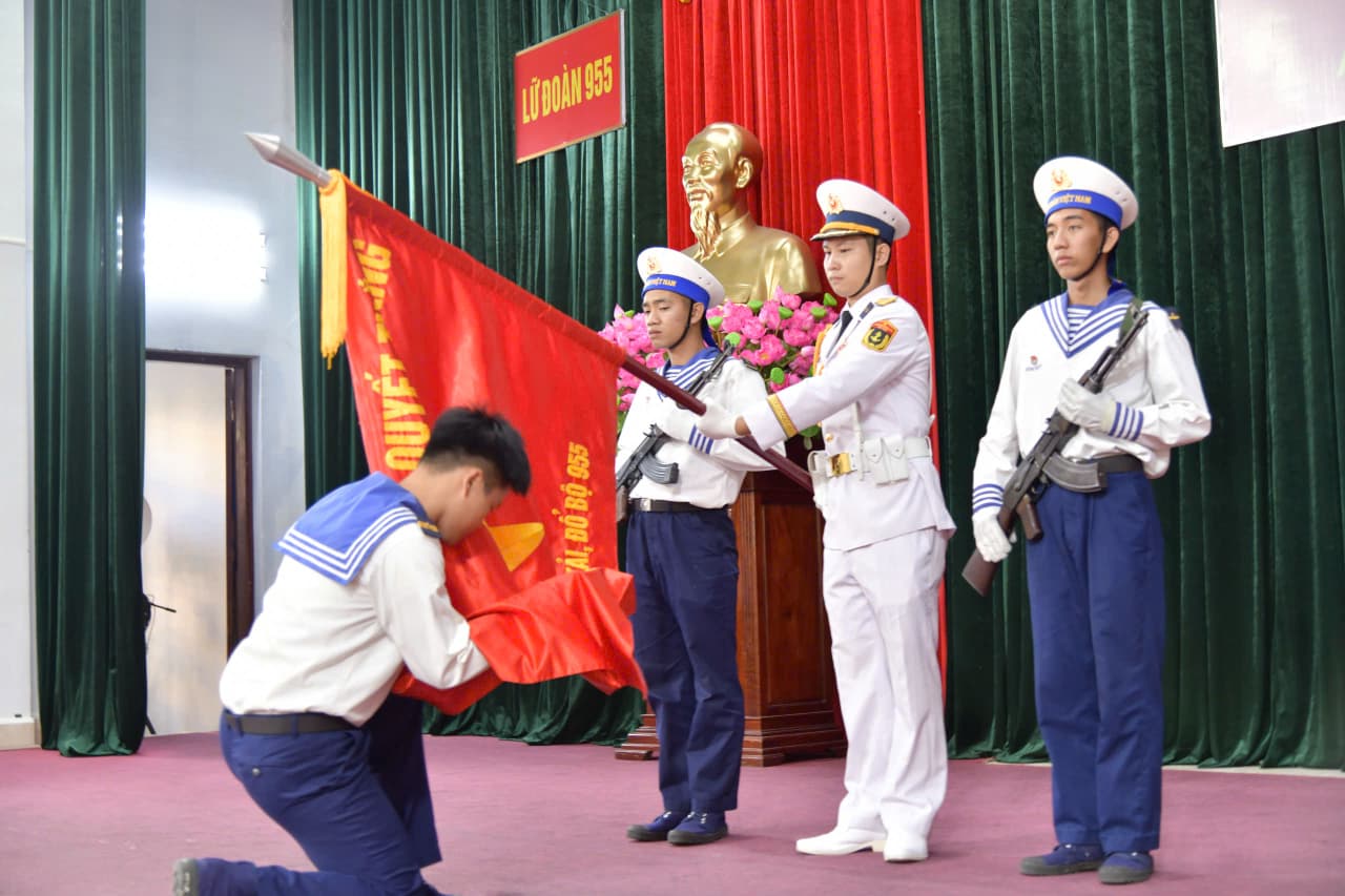 Vùng 4 Hải quân tiễn quân nhân hoàn thành nghĩa vụ quân sự năm 2026