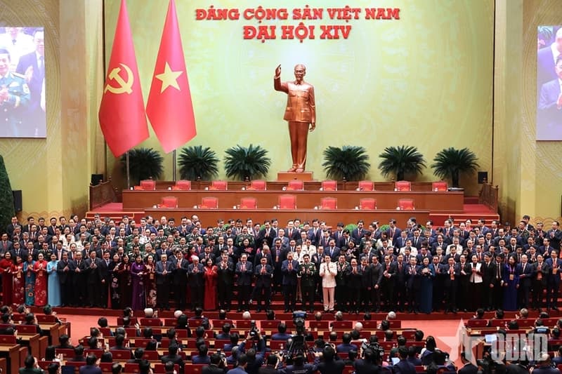 Bộ Chính trị phân công Ủy viên Bộ Chính trị khóa XIV tham gia Ban Bí thư khóa XIV