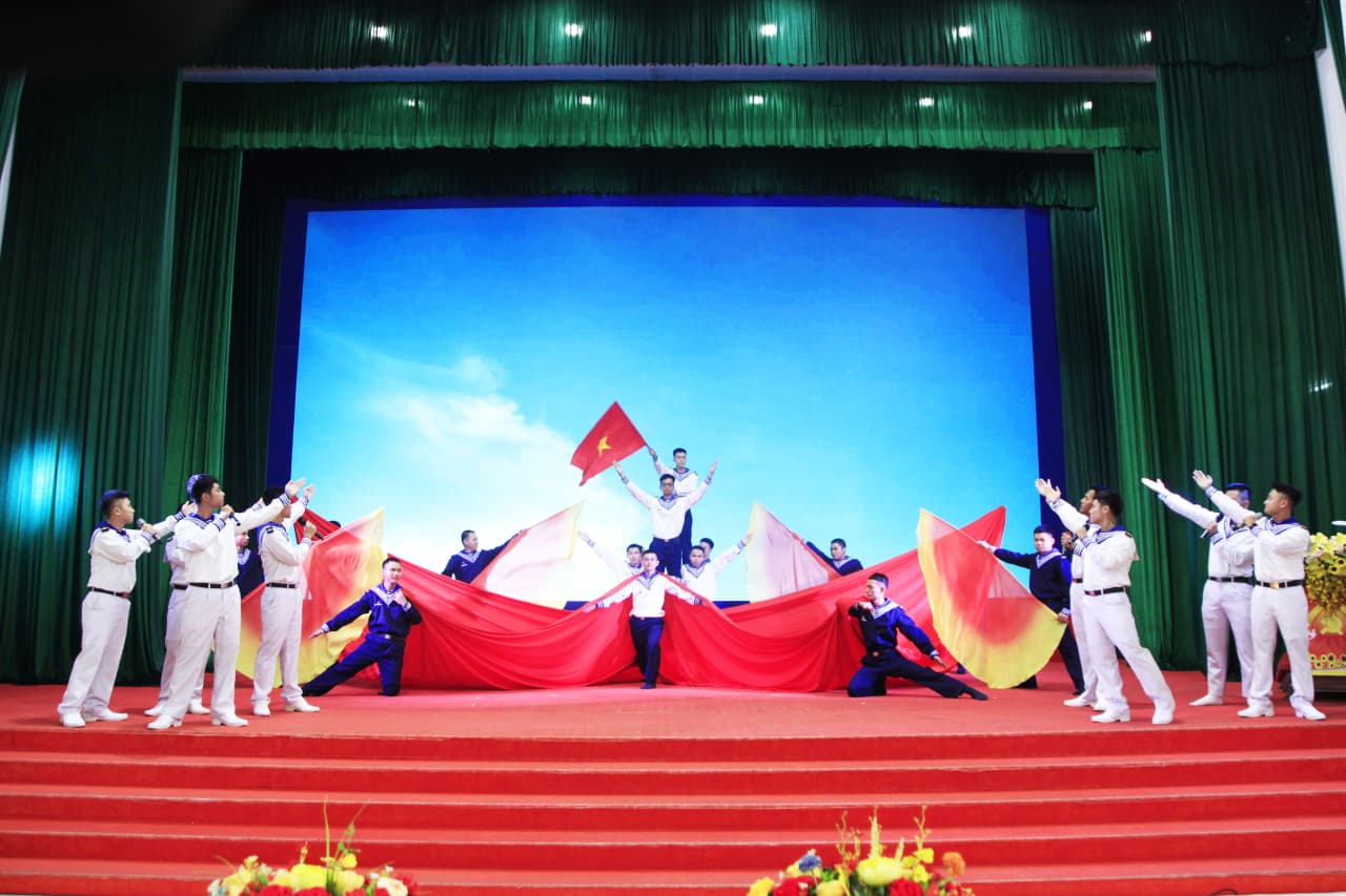 Đêm gala “Tự hào Lữ đoàn thép 162” và tuyên dương quân nhân tiêu biểu