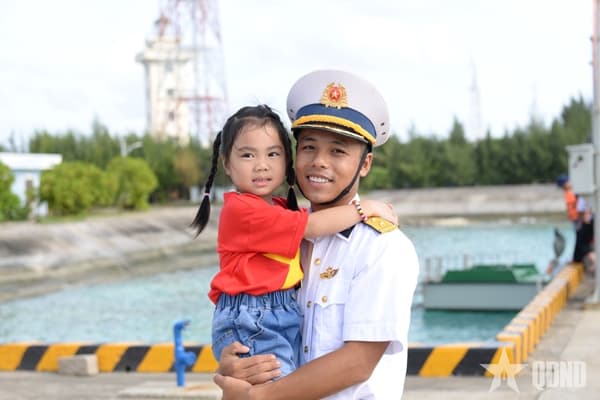 Người làm nhiệm vụ quan trọng, chiến lược của Quân đội được hỗ trợ những gì?