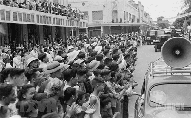 Kỷ niệm 72 năm Ngày giải phóng Thủ đô (10/10/1954 - 10/10/2026)