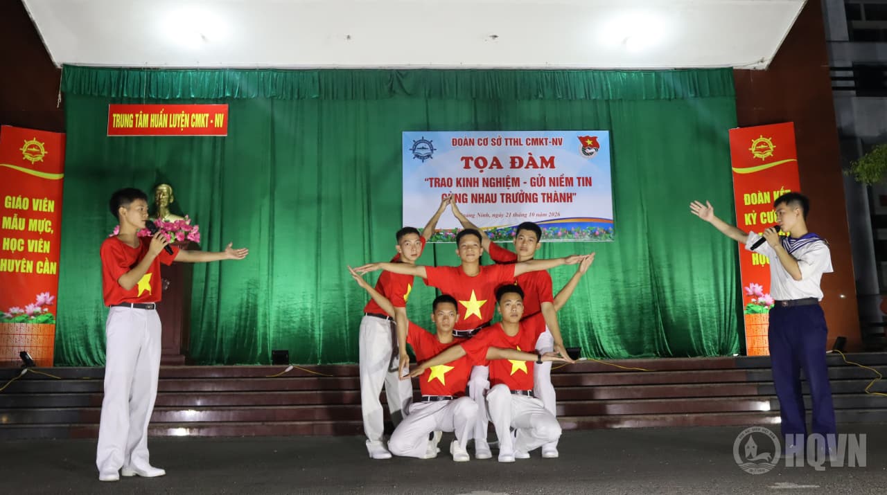 Tọa đàm thanh niên “Người anh trong đơn vị”