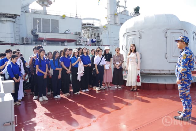 Vùng 3 tuyên truyền biển đảo cho học sinh thành phố Đà Nẵng