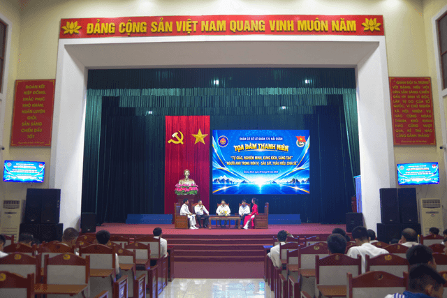 Đoàn cơ sở Lữ đoàn 170 tọa đàm “Người anh trong đơn vị”