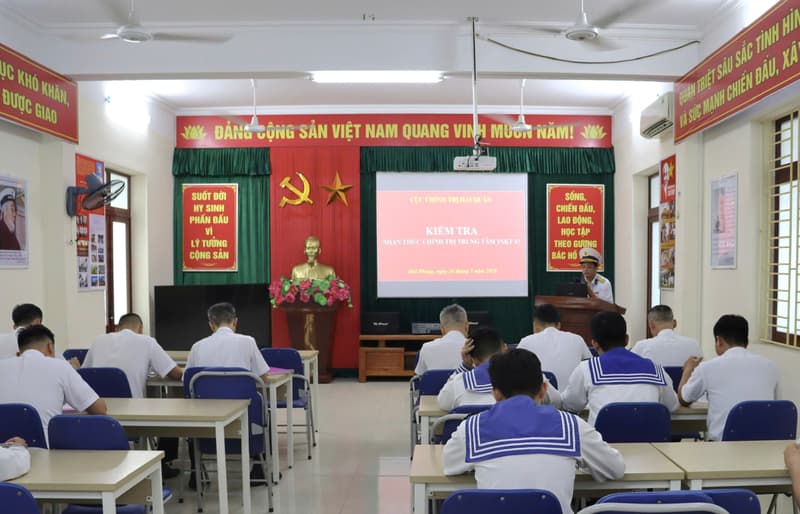 Kiểm tra hoạt động công tác đảng, công tác chính trị tại Trung tâm 47