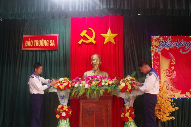 Cảm xúc của chiến sĩ lần đầu đón Tết ở Trường Sa