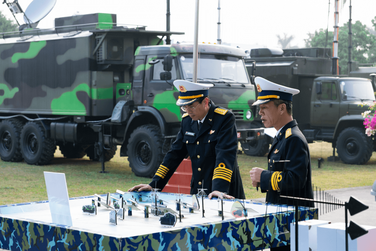 Kiểm tra công tác chuẩn bị huấn luyện tại Tiểu đoàn 97