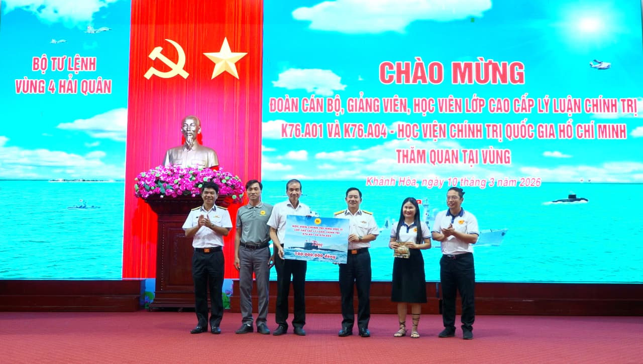 Đoàn cán bộ Học viện Chính trị Quốc gia Hồ Chí Minh tham quan, nghiên cứu, thực tế tại Vùng 4