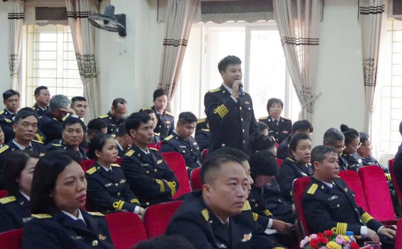 Truyền thông tư vấn chăm sóc sức khỏe bộ đội