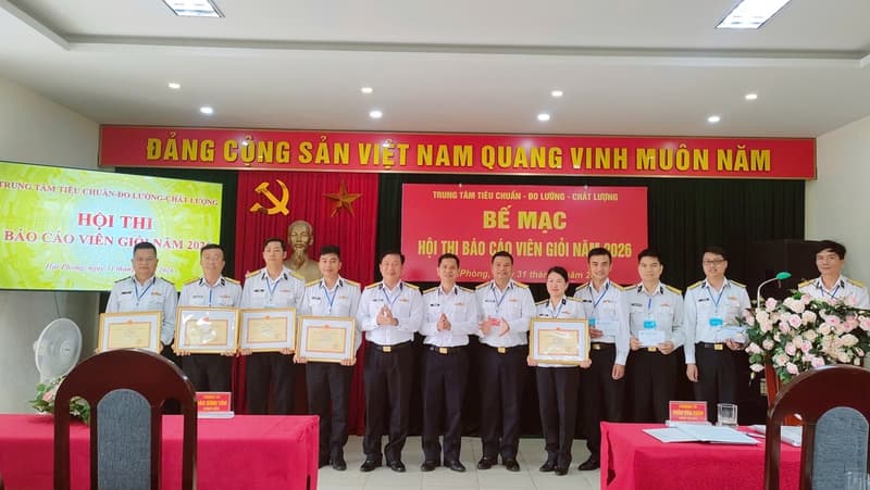 Trung tâm Tiêu chuẩn – Đo lường – Chất lượng: 100% thí sinh thi Báo cáo viên đạt khá, giỏi