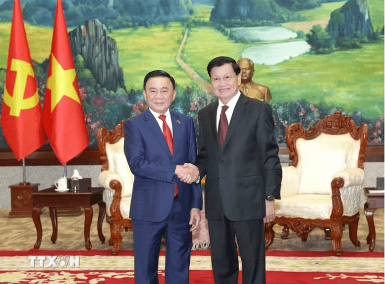 TƯ DUY MỚI VỀ PHÁT TRIỂN ĐỐI NGOẠI VIỆT NAM TRONG KỶ NGUYÊN VƯƠN MÌNH CỦA DÂN TỘC