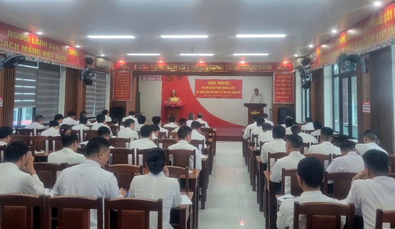 Hải đoàn 128 rút kinh nghiệm huấn luyện, xây dựng chính quy, quản lý kỷ luật