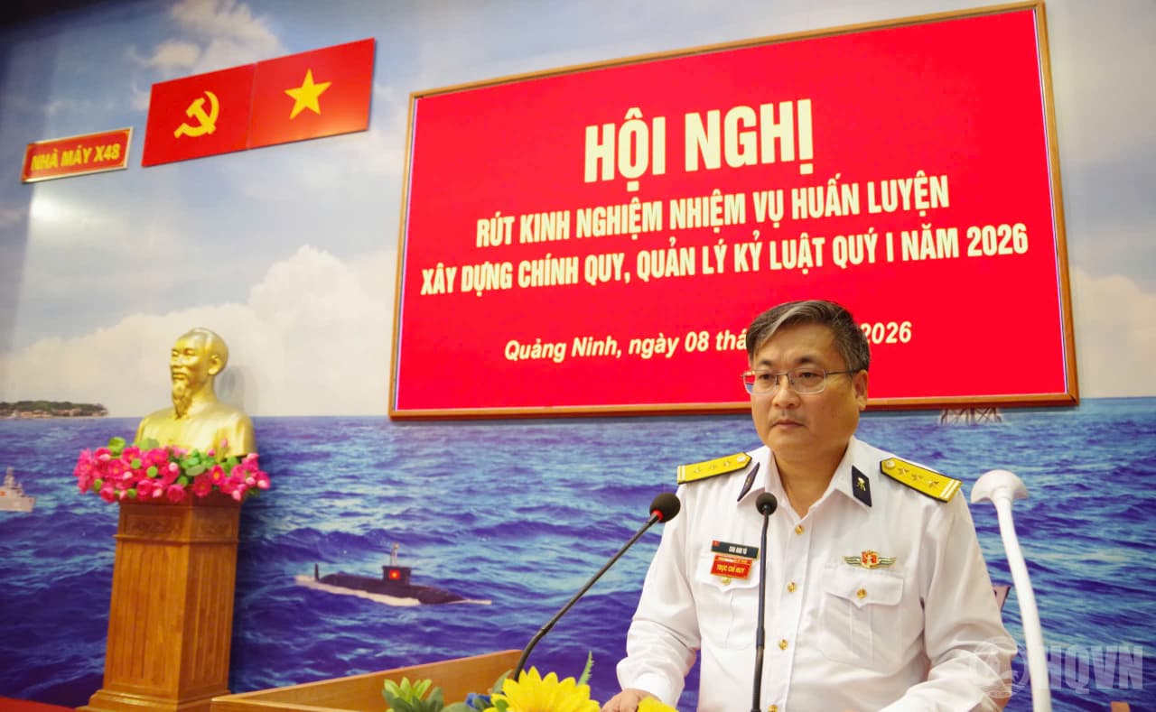 Nhà máy X48 rút kinh nghiệm nhiệm vụ huấn luyện, xây dựng chính quy, quản lý kỷ luật