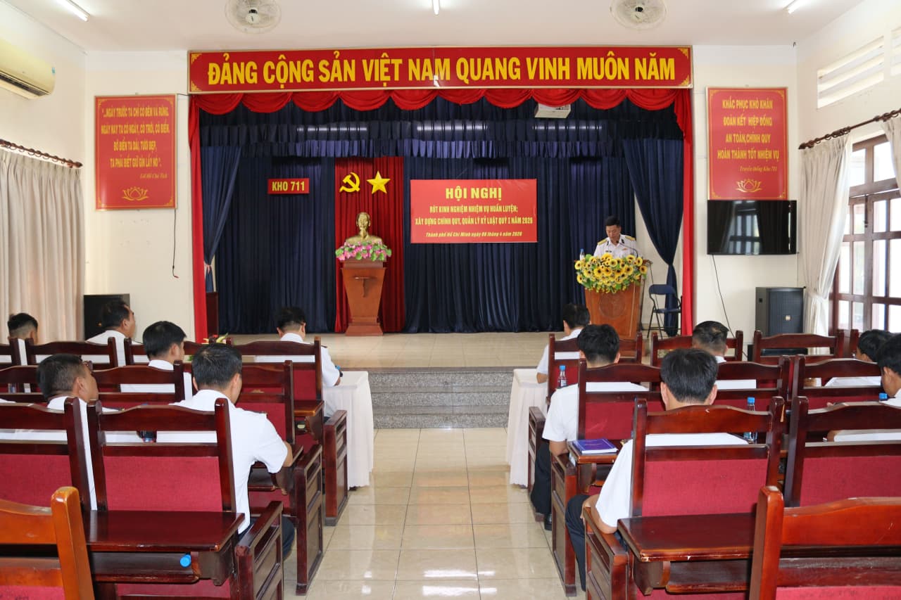 Kho 711 thực hiện tốt nhiệm vụ huấn luyện, xây dựng chính quy, quản lý kỷ luật