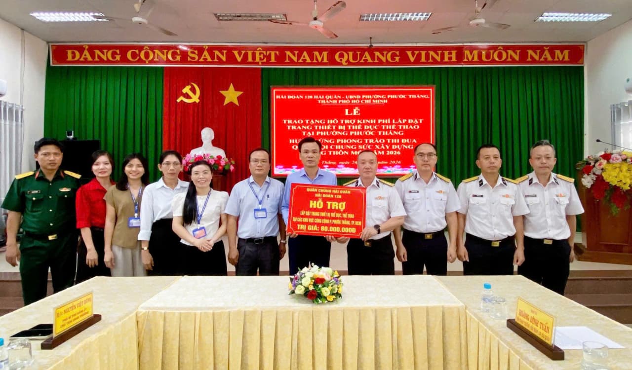 Hải đoàn 128 bàn giao công trình TDTT tại Thành phố Hồ Chí Minh