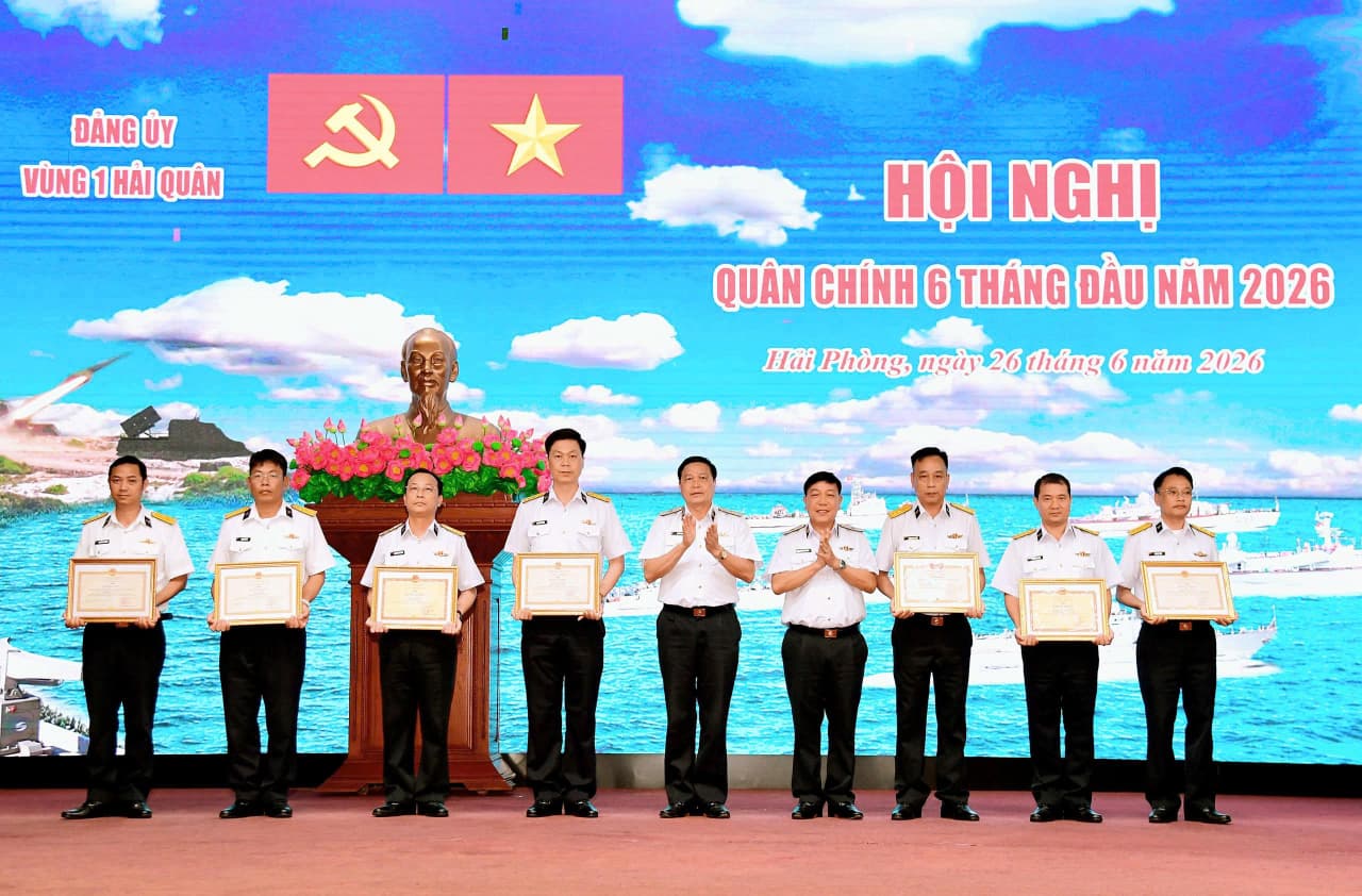 Vùng 1: Hội nghị quân chính 6 tháng đầu năm 2026