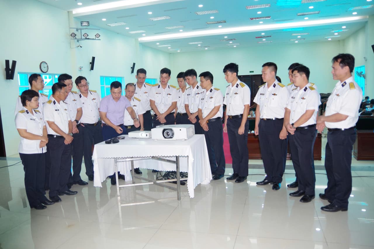 Bế mạc tập huấn công tác vật tư công tác đảng, công tác chính trị khu vực phía Bắc