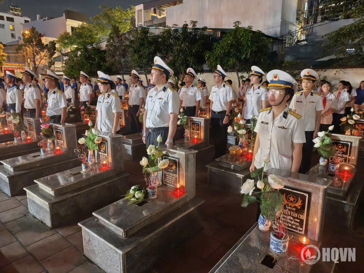 Tuổi trẻ Hải đoàn 128 thắp nến tri ân nhân dịp kỷ niệm 79 năm Ngày Thương binh - Liệt sĩ
