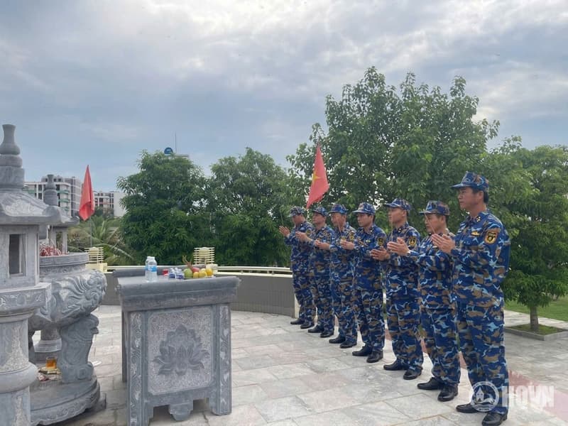 Trung đoàn 151 tổ chức các hoạt động "đền ơn đáp nghĩa"