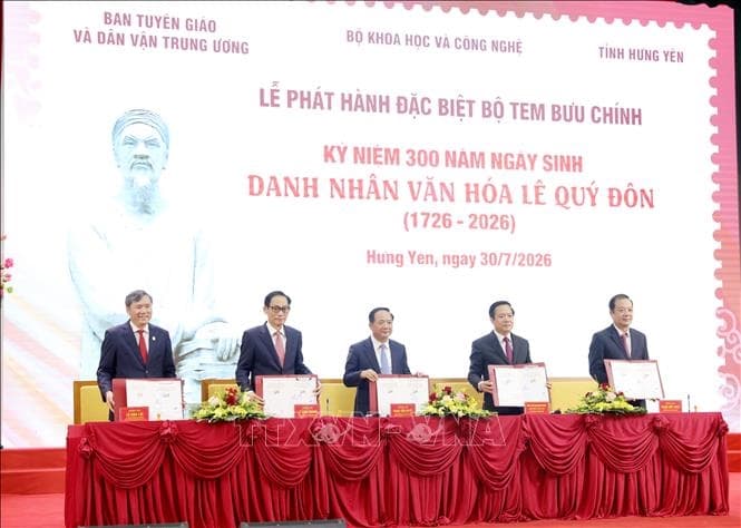 Phát hành bộ tem kỷ niệm 300 năm Ngày sinh danh nhân văn hóa Lê Quý Đôn