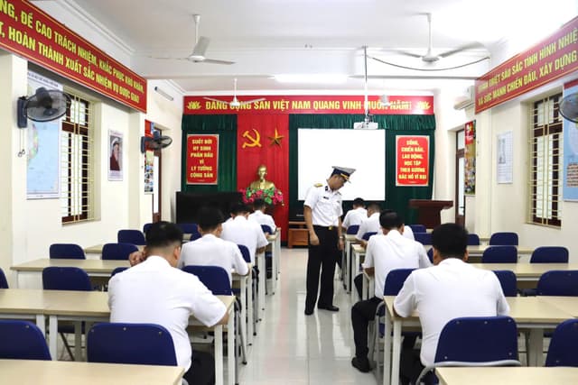 Quân chủng Hải quân kiểm tra công tác sẵn sàng chiến đấu tại Trung tâm 47