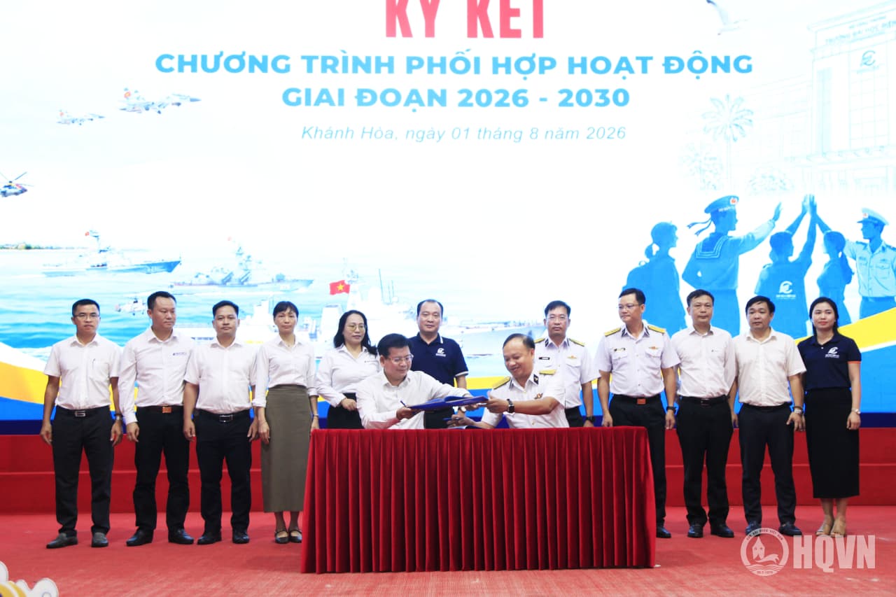 Lữ đoàn 162 và Trường Đại học Điện lực ký kết chương trình phối hợp hoạt động