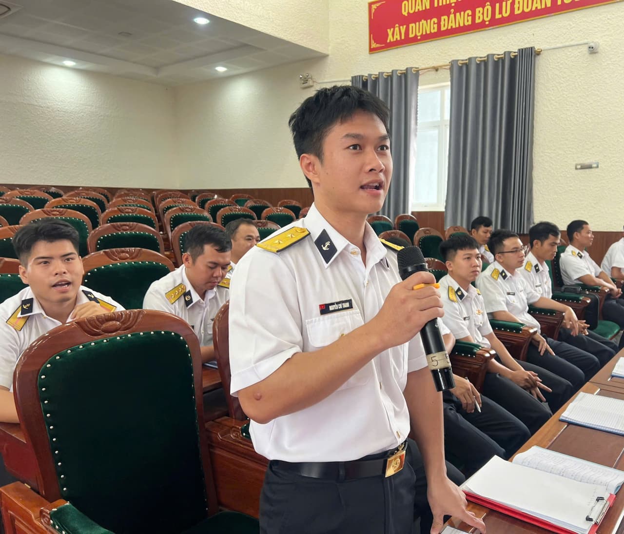 Lữ đoàn 682 khai mạc lớp tiếng Nga chuyên ngành