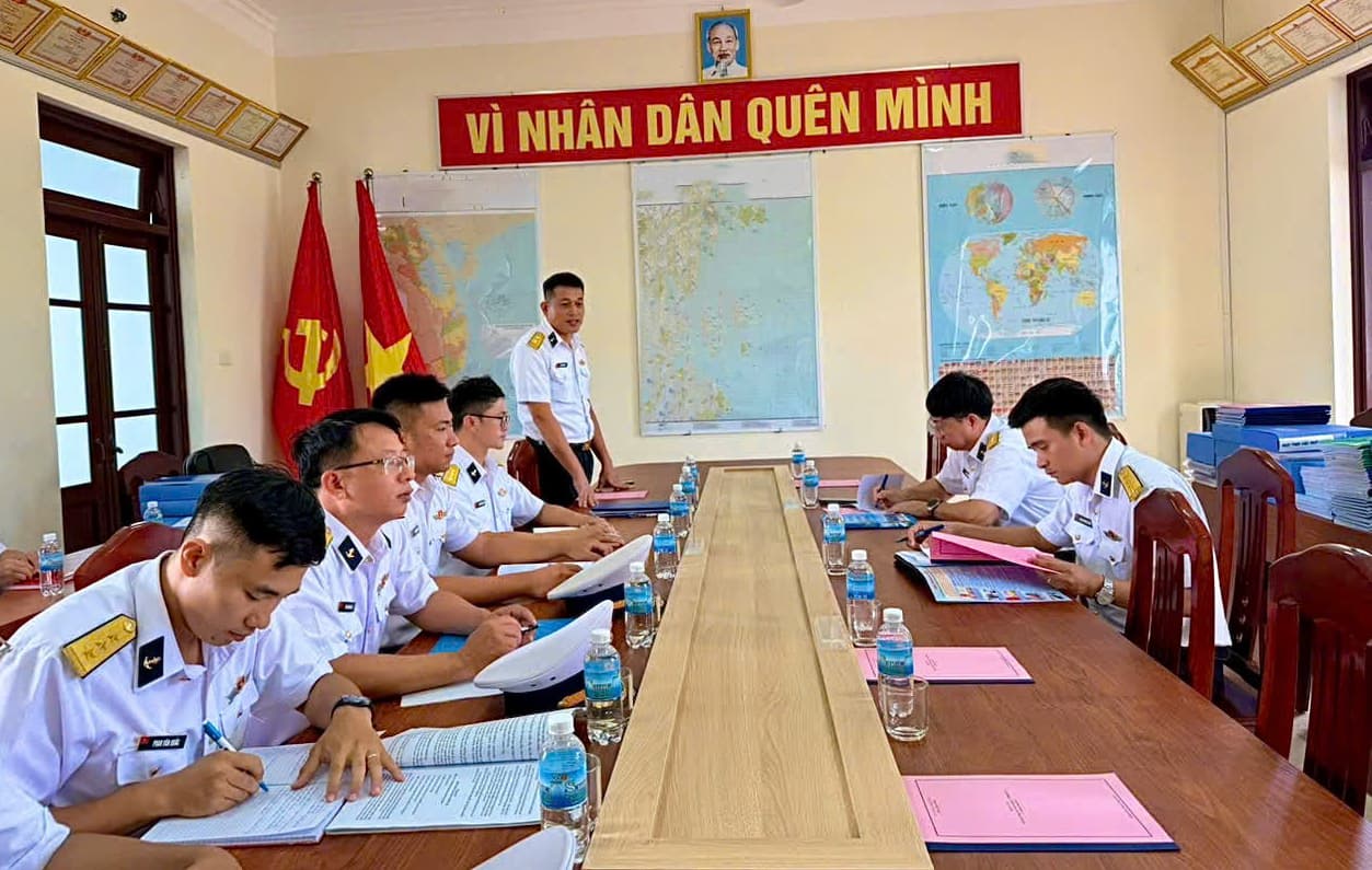 Kiểm tra chuyên sâu công tác đảng, công tác chính trị tại Tiểu đoàn 458 và Tiểu đoàn 455