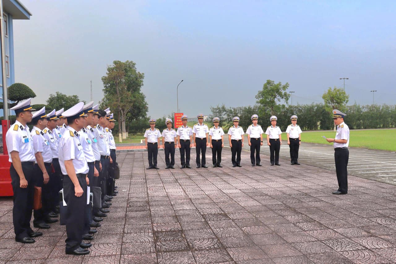 Kiểm tra đơn vị vững mạnh toàn diện "mẫu mực, tiêu biểu" đối với Trung tâm 47