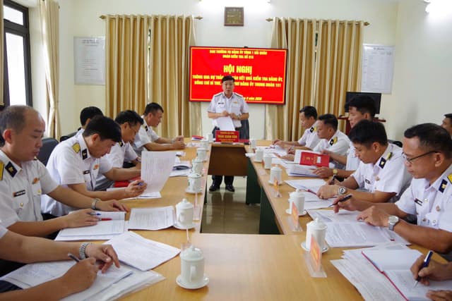 Ban Thường vụ Đảng ủy Vùng 1 kiểm tra Đảng ủy Trung đoàn 151