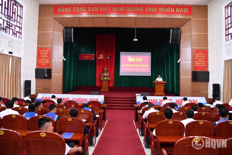 Lữ đoàn 175 tổ chức đối thoại dân chủ tháng 5 năm 2026