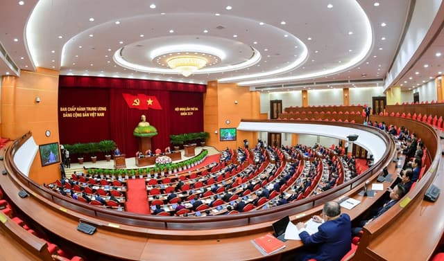 Quy định 19 điều đảng viên không được làm gắn với Chỉ thị 07: Tự soi, tự sửa, tự rèn để xứng danh "Bộ đội Cụ Hồ-Người chiến sĩ Hải quân"