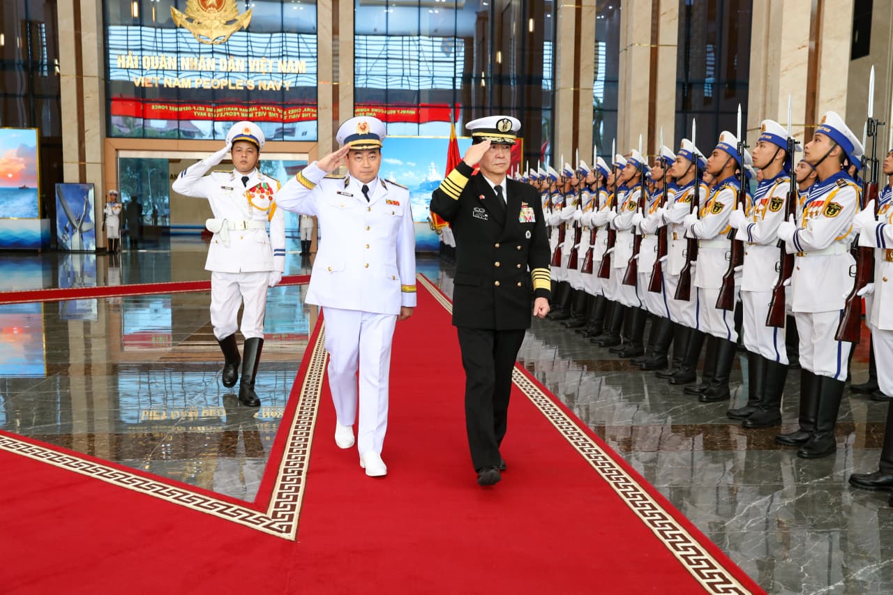 Hải quân Việt Nam tăng cường hợp tác với Lực lượng Tự vệ trên biển Nhật Bản