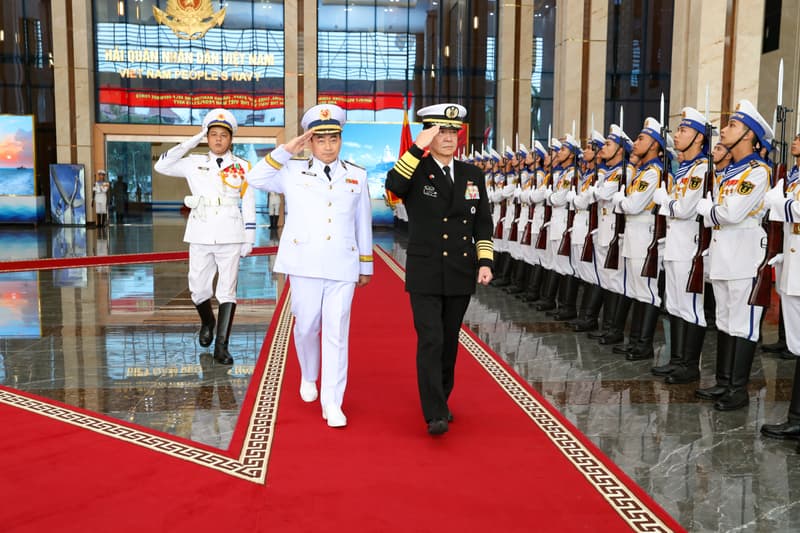 Hải quân Việt Nam tăng cường hợp tác với Lực lượng Tự vệ trên biển Nhật Bản