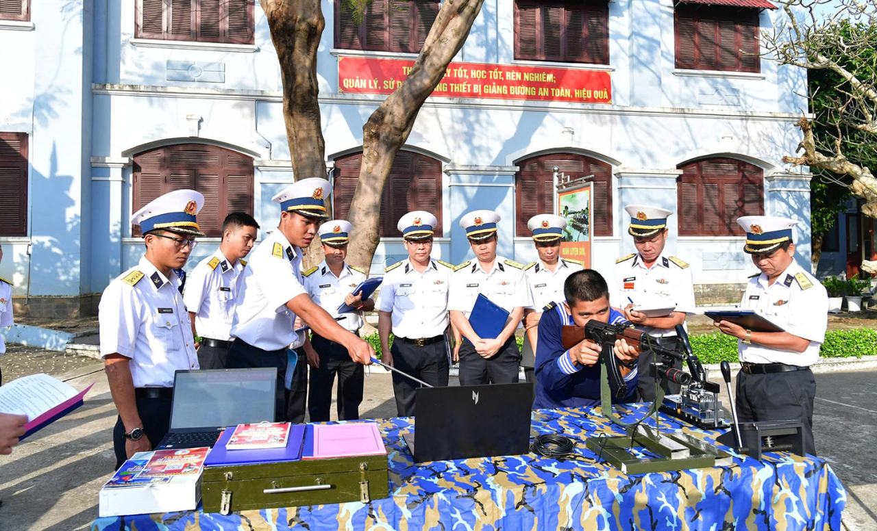 M&ocirc; h&igrave;nh thao trường n&eacute;m lựu đạn &ndash; Đại đội 3, Tiểu đo&agrave;n 2