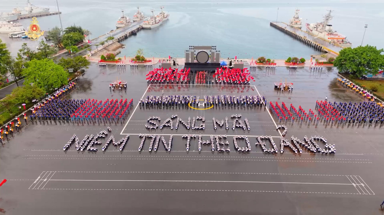 Những bông hoa biển trưởng thành từ phong trào quần chúng