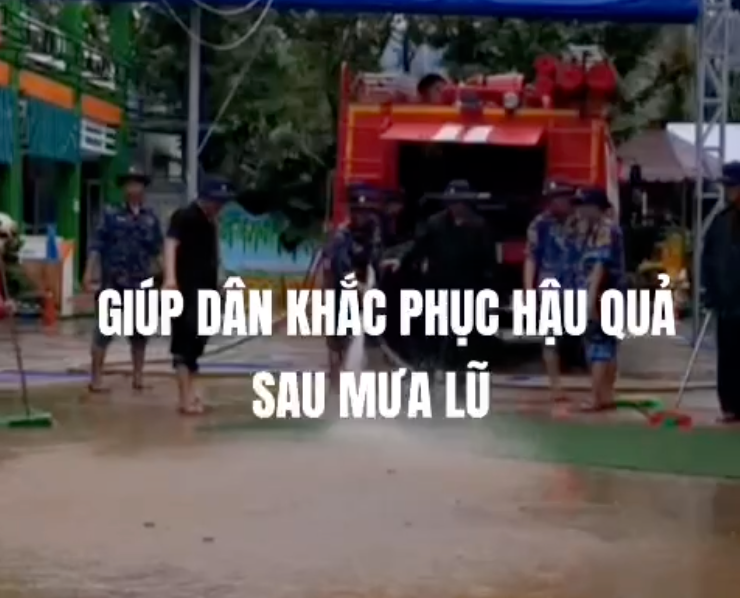 Bộ đội Hải quân quyết tâm cùng nhân dân vượt lũ