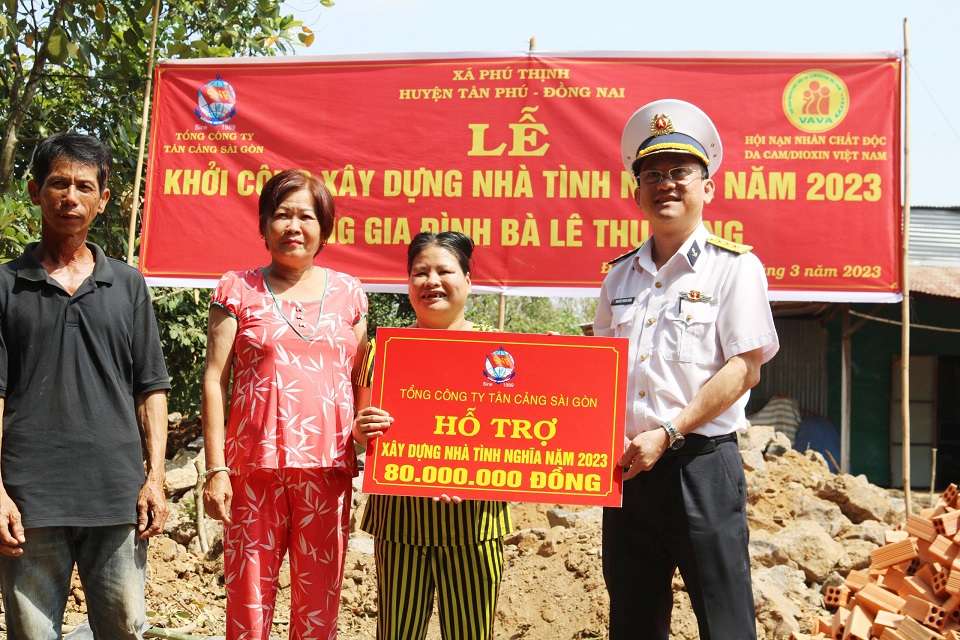 Tổng công ty Tân cảng Sài Gòn khởi công xây dựng nhà tình nghĩa tại Đồng Nai