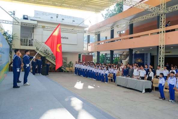 Trải nghiệm trong màu áo lính