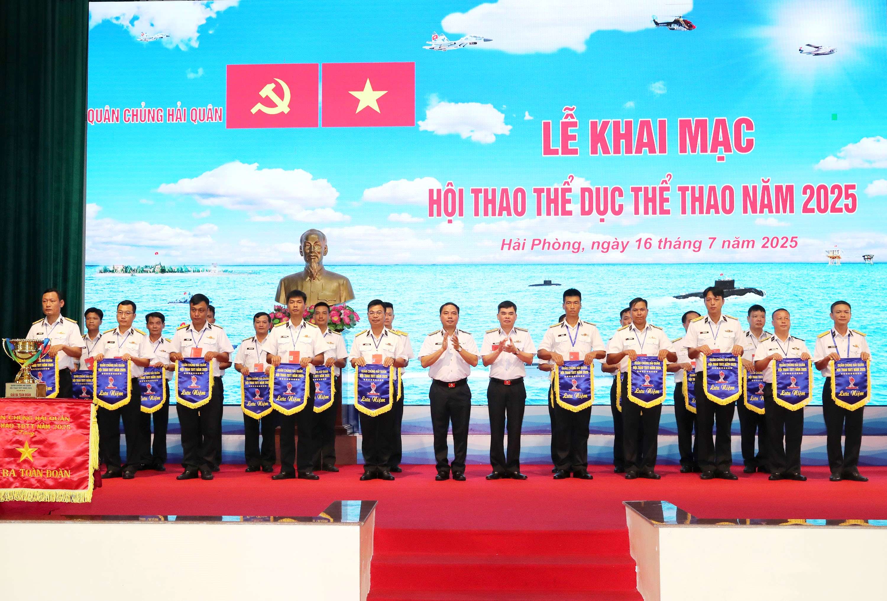 Quân chủng Hải quân khai mạc Hội thao TDTT