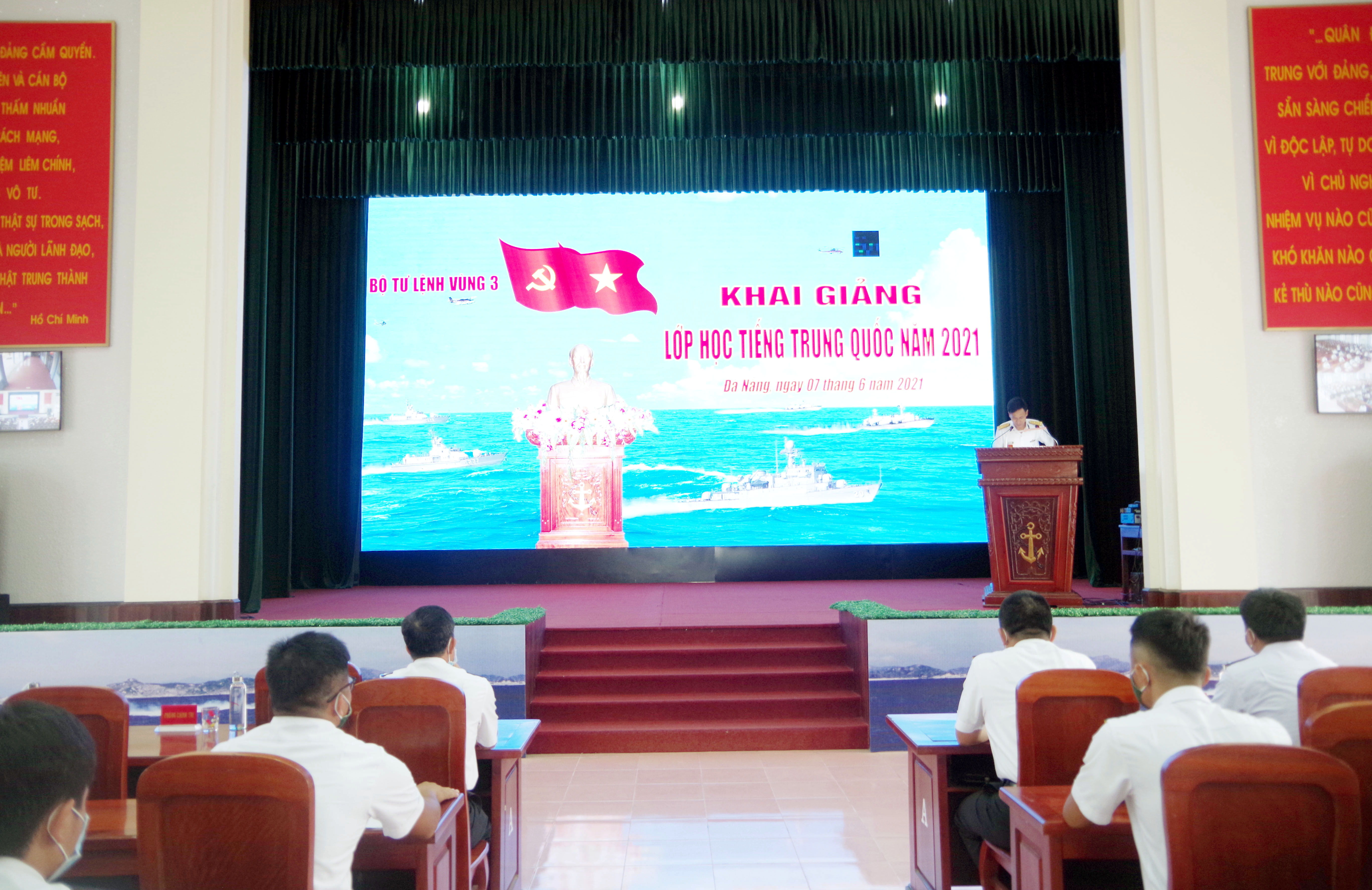 Vùng 3 khai giảng lớp tiếng Trung Quốc năm 2021 - Báo Hải Quân Việt Nam