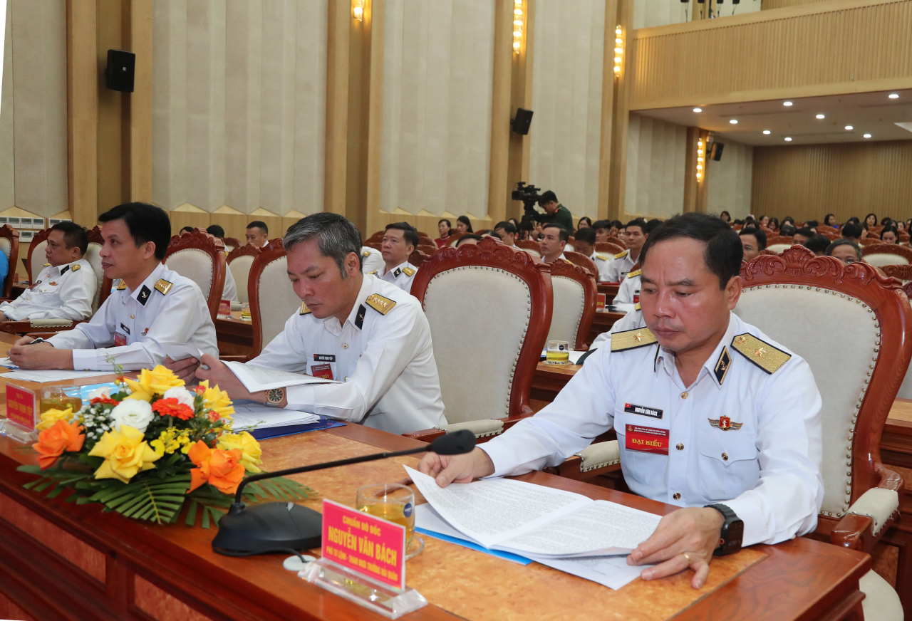 Các đại biểu dự hội nghị