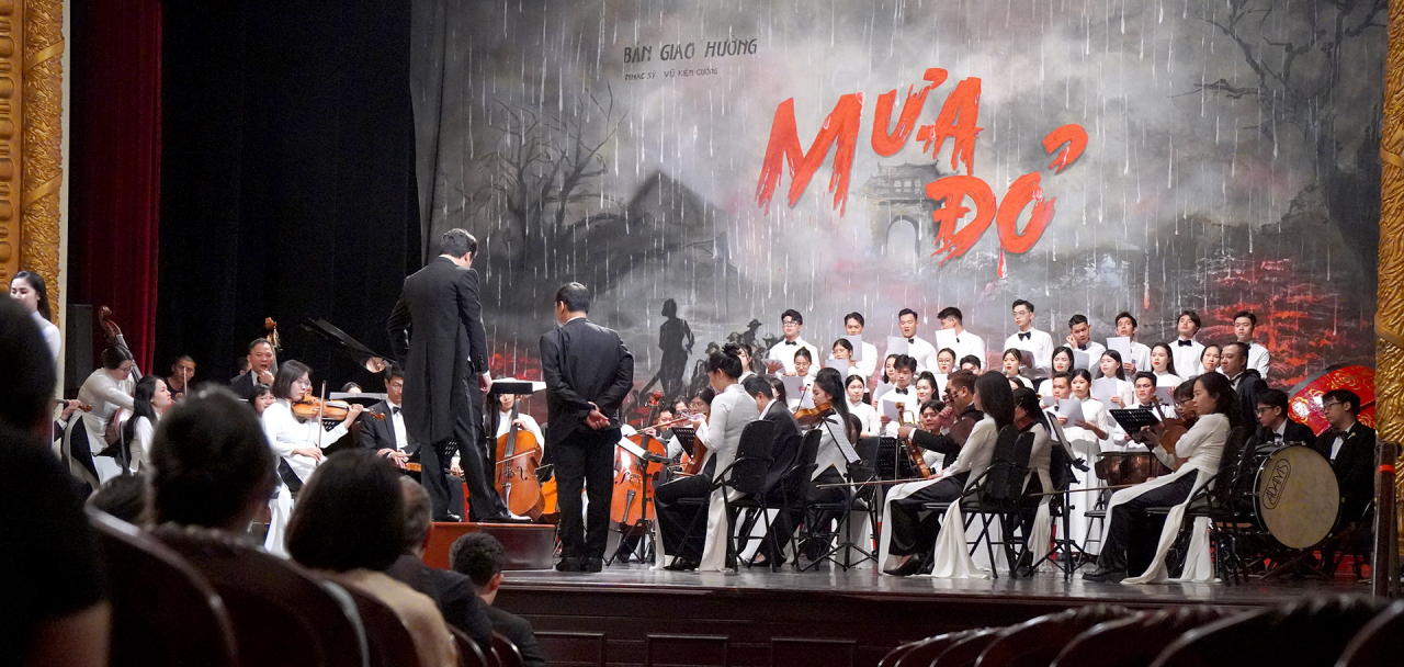 Điện ảnh không chỉ để giải trí, mà còn là nơi giữ gìn ký ức, hun đúc tinh thần dân tộc cho các thế hệ mai sau.