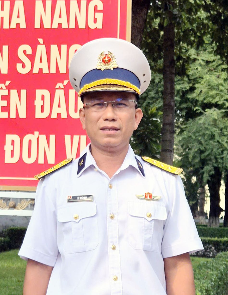 Thượng tá Võ Nhân Đạt, Chủ nhiệm Khoa Điện tàu