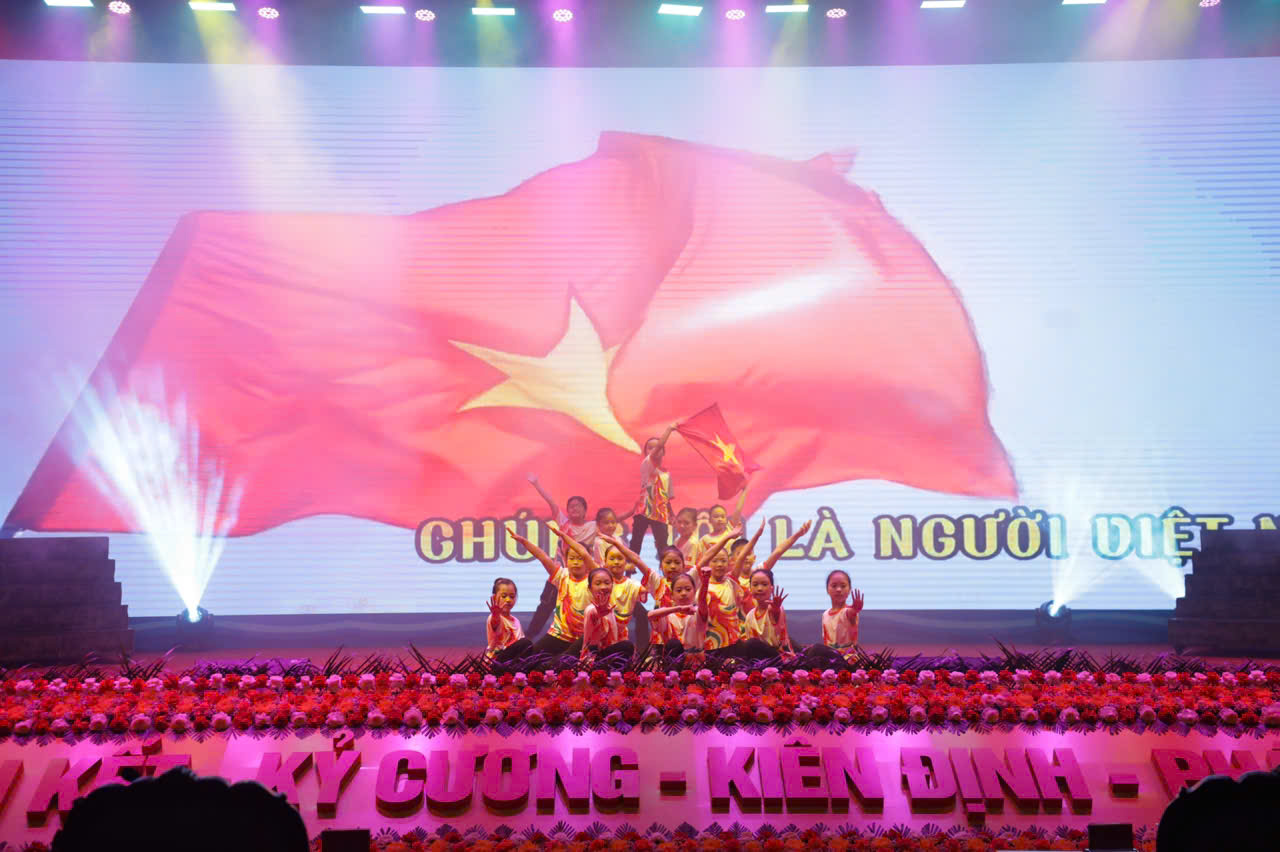 Chương trình nghệ thuật “Niềm tin dâng Đảng”